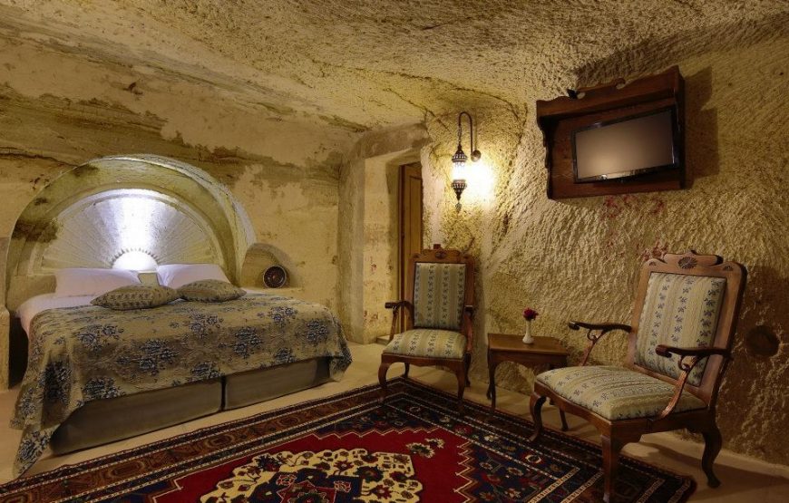 Fairyland Cave Hotel